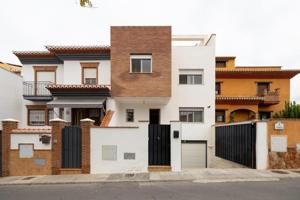 Adosada en venta en Gójar, Zona metropolitana photo 0