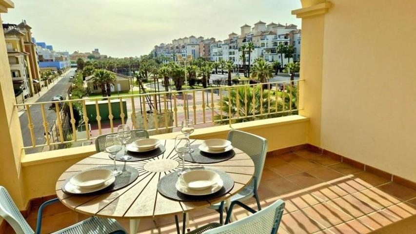 Apartamento en venta en Ayamonte, Bda. Punta del Moral photo 0
