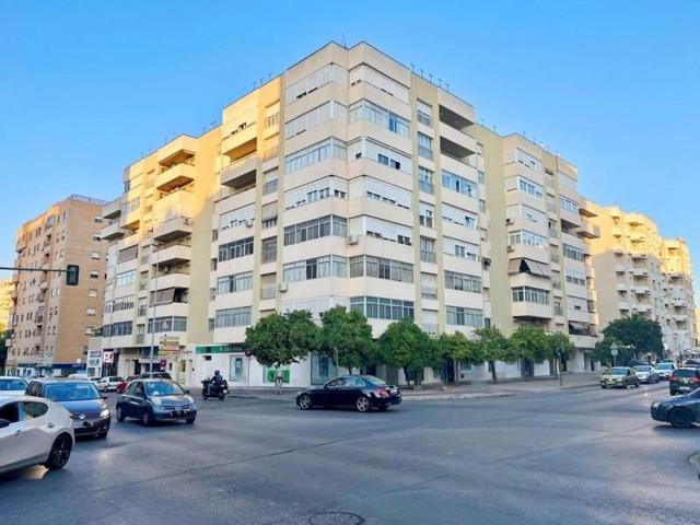 Piso en venta en Jerez de la Frontera, Madre de Dios photo 0