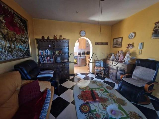 Chalet en venta en Carranque photo 0