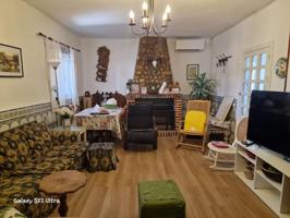 Casa con terreno en venta en Talamanca de Jarama photo 0