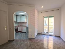 Piso en venta en Barcelona, La Barceloneta photo 0