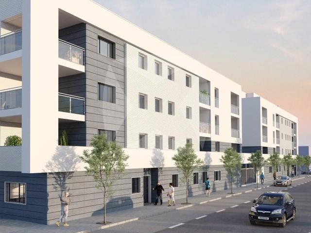 Piso en venta en Badajoz photo 0