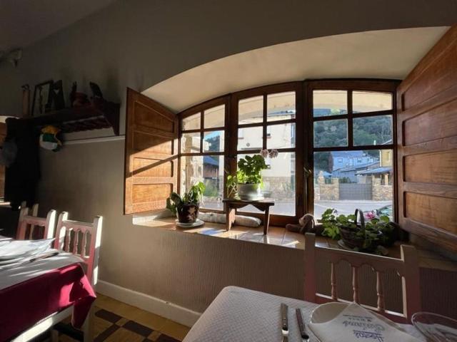 Edificio en venta en Toreno, Toreno - Ponferrada photo 0