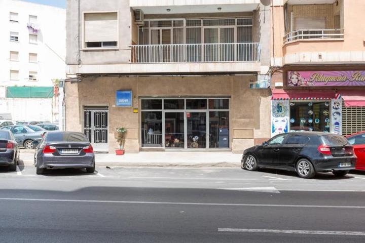 Local comercial en venta en Gandia, Barrio de corea photo 0