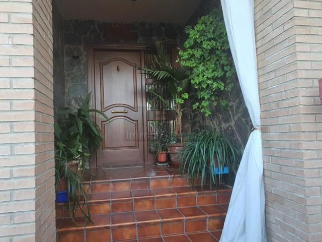 Chalet en venta en Fraga photo 0