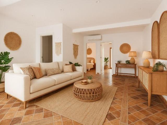 Planta baja en venta en Denia photo 0