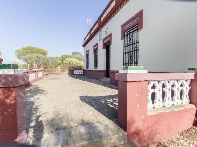 Casa con terreno en venta en Ayamonte photo 0