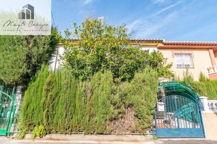 Adosada en venta en Armilla, Ayuntamiento photo 0