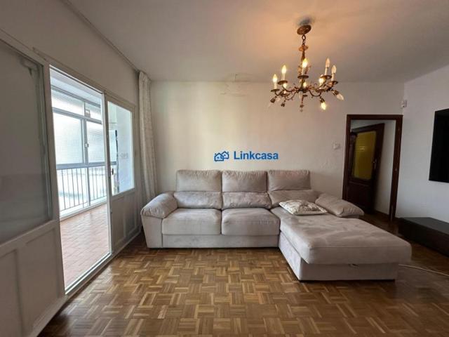 Piso en venta en Madrid, Vista Alegre photo 0