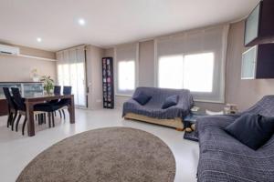 Piso en venta en Viladecans, Rambla photo 0