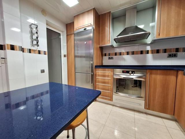 Piso en venta en Terrassa, Sant Pere photo 0