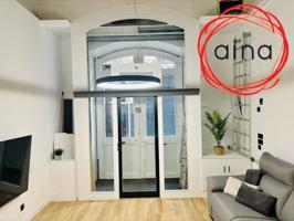 Local comercial en venta en Pamplona, Casco Viejo photo 0