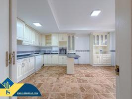 Apartamento en venta en Torrevieja, Torrevieja photo 0