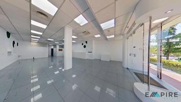 Local comercial en venta en Parla, Calle de Pinto, 28982 photo 0