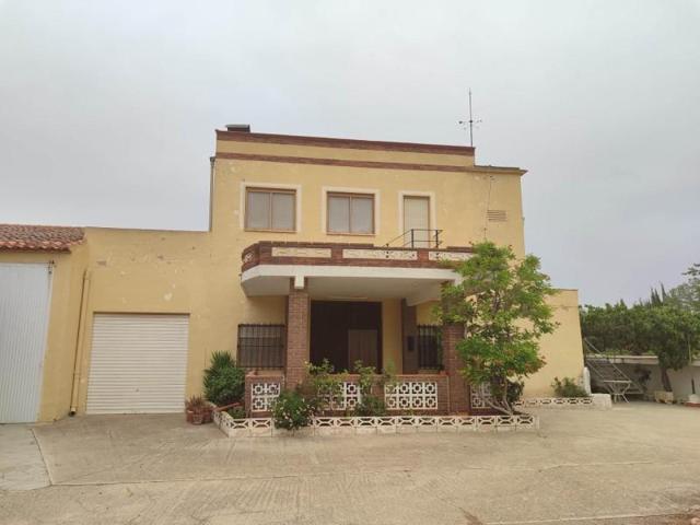 Chalet en venta en Almansa, Camino de la columna photo 0