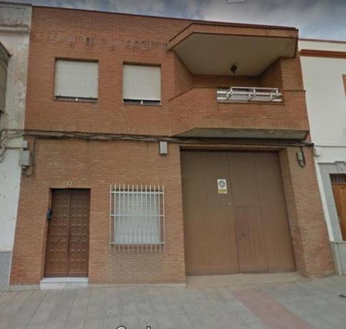 Casa en venta en Almendralejo photo 0