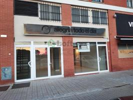 Local comercial en venta en Badajoz, San Fernando photo 0