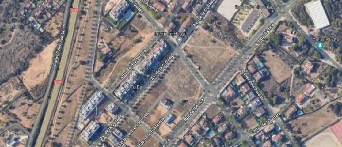 Terreno en venta en Vilanova i la Geltrú, La Carrerada photo 0