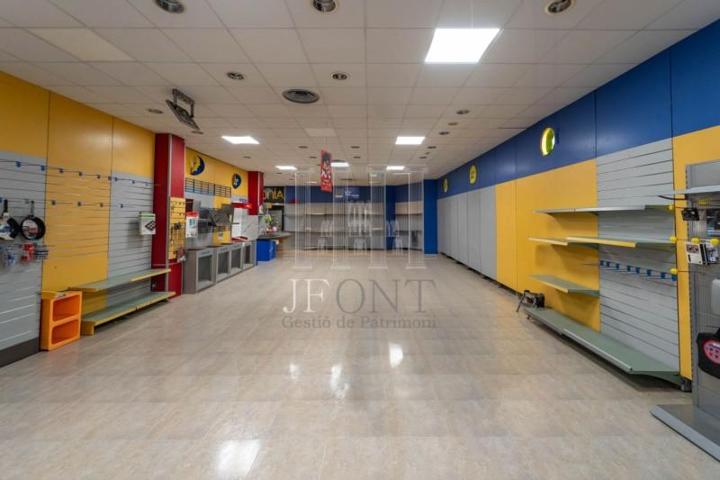 Local comercial en venta en Móra d'Ebre, Mora d`Ebre photo 0