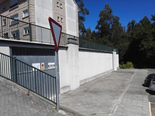 Nave industrial en venta en Teo photo 0