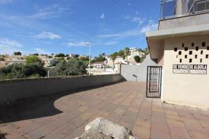 Local comercial en venta en Calpe, Canuta I photo 0