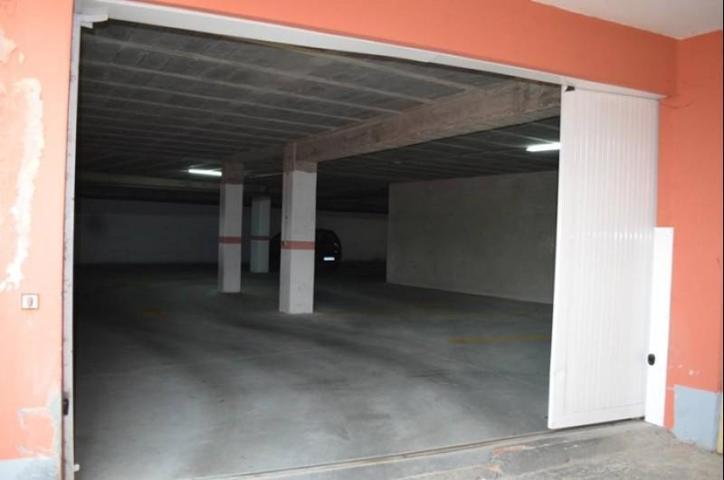 Local comercial en venta en Boiro, Escarabote photo 0