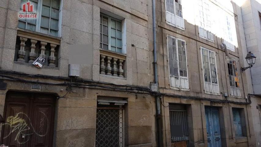Edificio en venta en Ourense, Posio photo 0