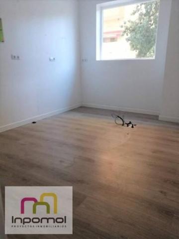 Local comercial en venta en Badajoz, Estación de Autobuses photo 0