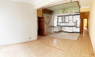 Piso en venta en A Coruña, Avenida de Oza photo 0