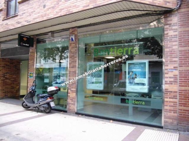 Local comercial en venta en Logroño, Centro photo 0