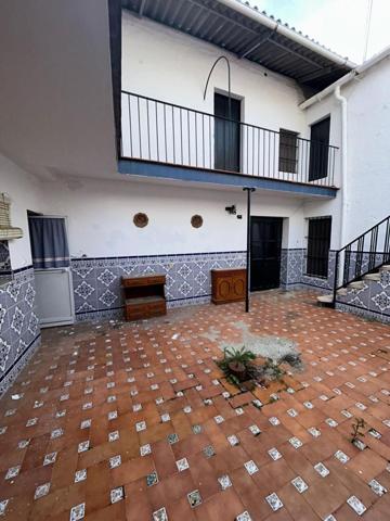 Casa en venta en Utrera, Centro photo 0