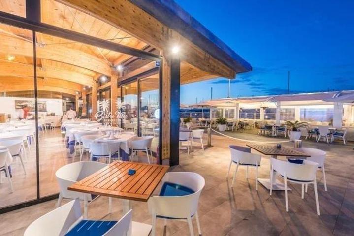 Local comercial en venta en Santa Margalida, Ca n Picafort photo 0