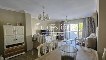 Piso en venta en Vélez-Málaga, Costa del Sol Oriental - Axarquía photo 0