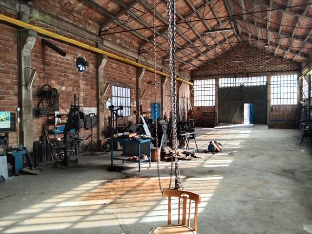 Nave industrial en venta en Torrelavit photo 0