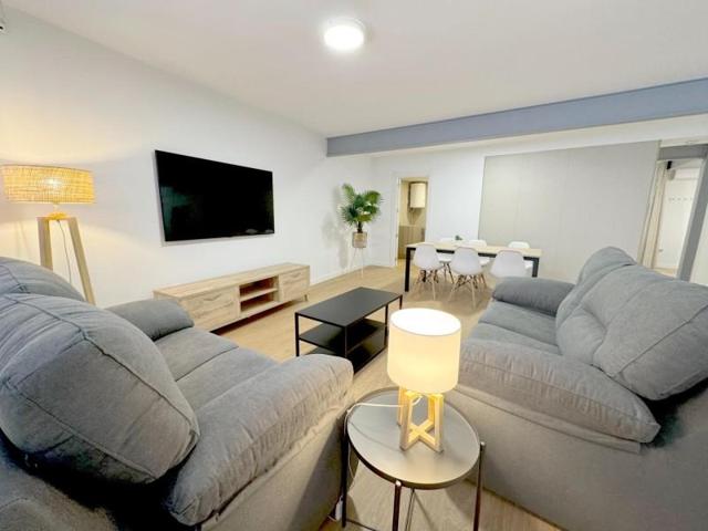 Apartamento en venta en Almería, Almedina photo 0