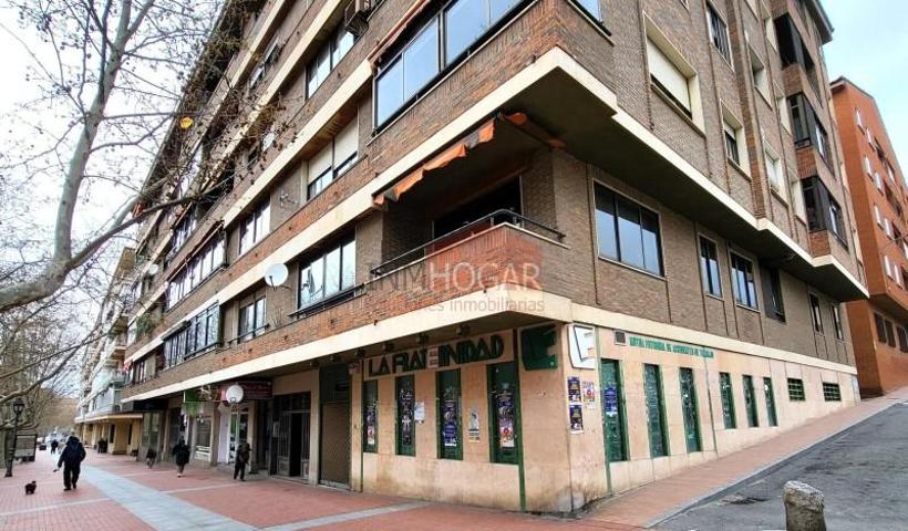 Piso en venta en Ávila, Centro photo 0