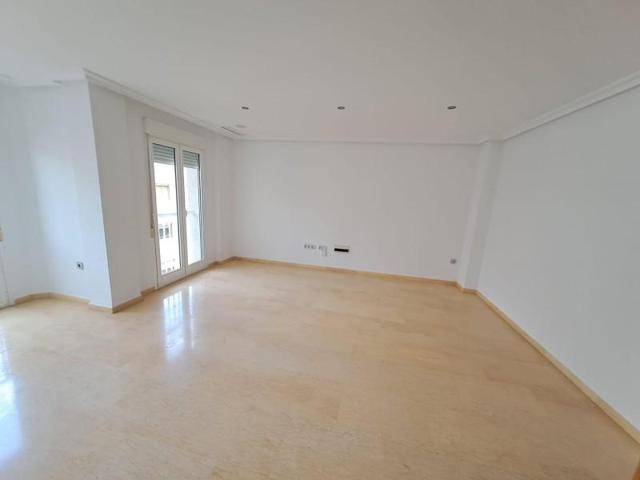 Piso en venta en Elche, Corazon de Jesus photo 0