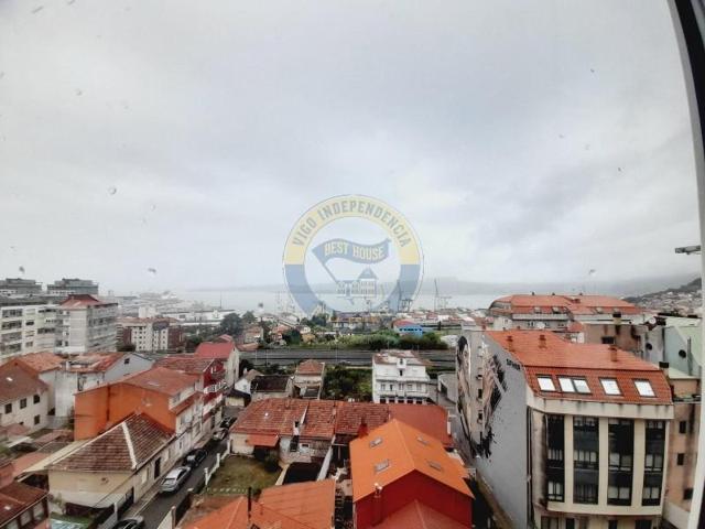 Piso en venta en Vigo, Aragón photo 0