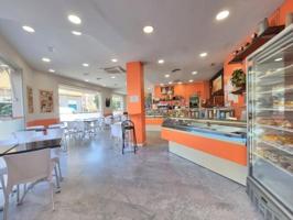 Local comercial en venta en Lloret de Mar, La Selva photo 0