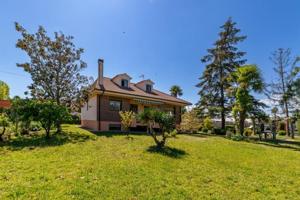 Chalet en venta en Morales del Vino, Castilla y leon photo 0