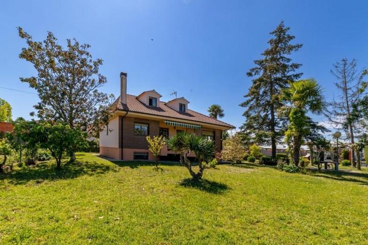 Chalet en venta en Morales del Vino, Castilla y leon photo 0