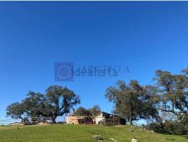 Chalet en venta en Navalmoral de la Mata photo 0