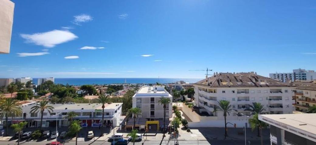 Piso en venta en Benalmádena, Benalmádena Costa photo 0