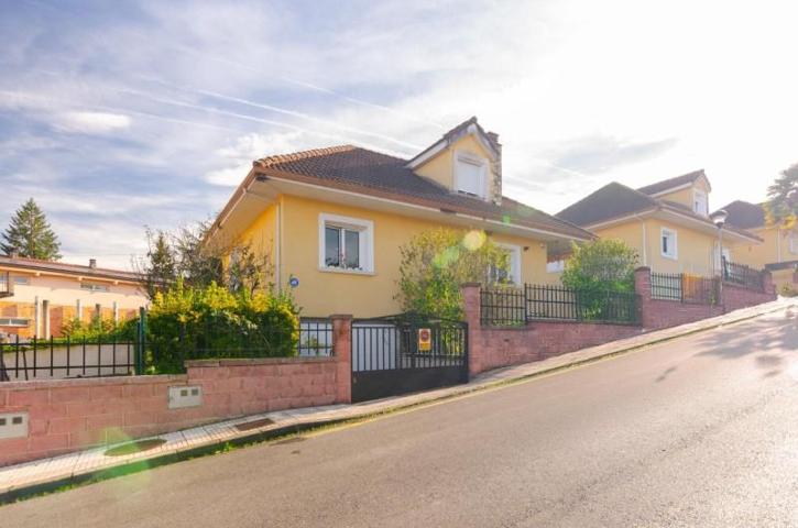 Casa en venta en Nava, Northern spain photo 0