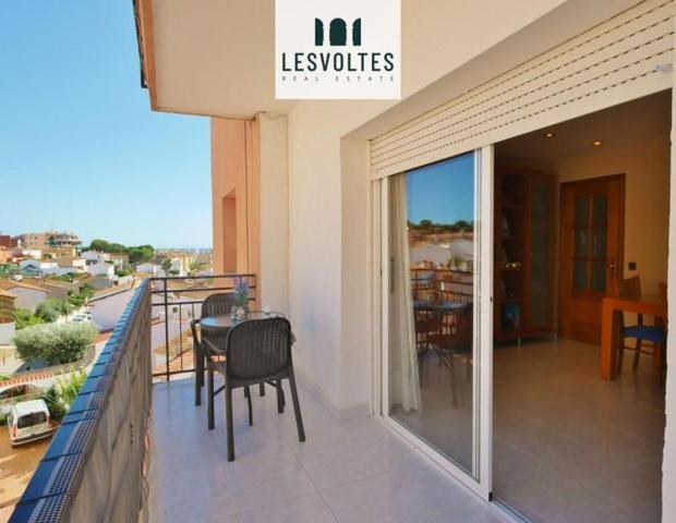 Piso en venta en Palamós, Carrer Puigpedró, 17230 photo 0