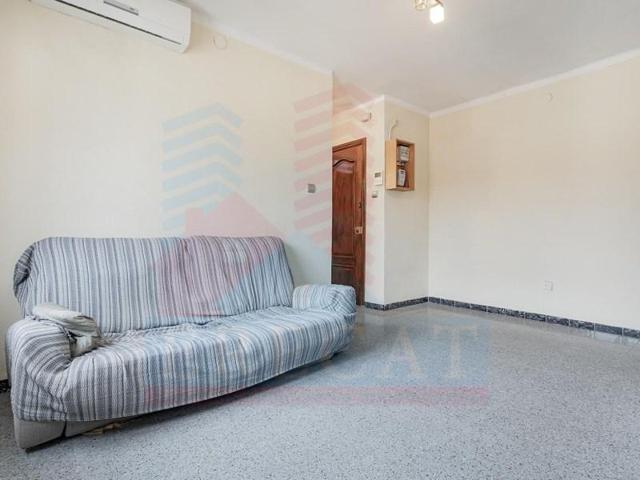 Piso en venta en Barcelona photo 0