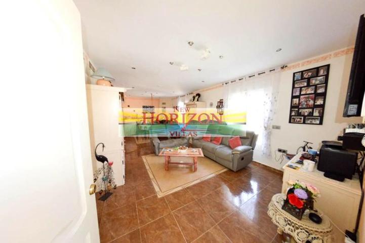 Chalet en venta en Zurgena photo 0