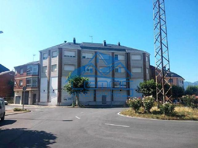 Piso en venta en Ponferrada, Calle Gustavo Adolfo Bécquer, 24400 photo 0
