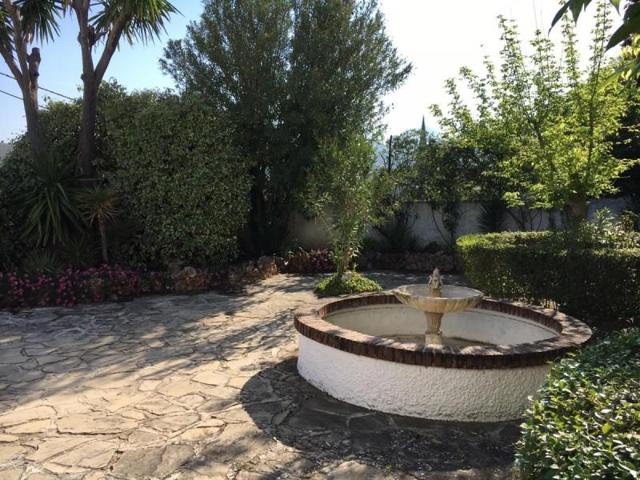 Chalet en venta en Loja, Loja photo 0